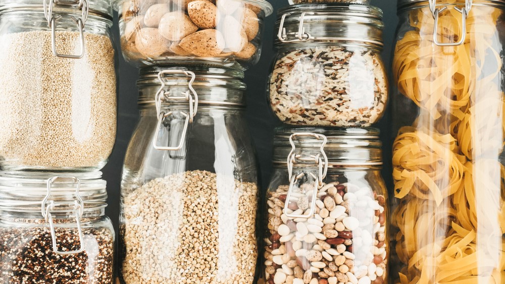 Do uzavíratelných sklenic můžete uložit cokoliv. Výrazně to prodlouží životnost potravin..